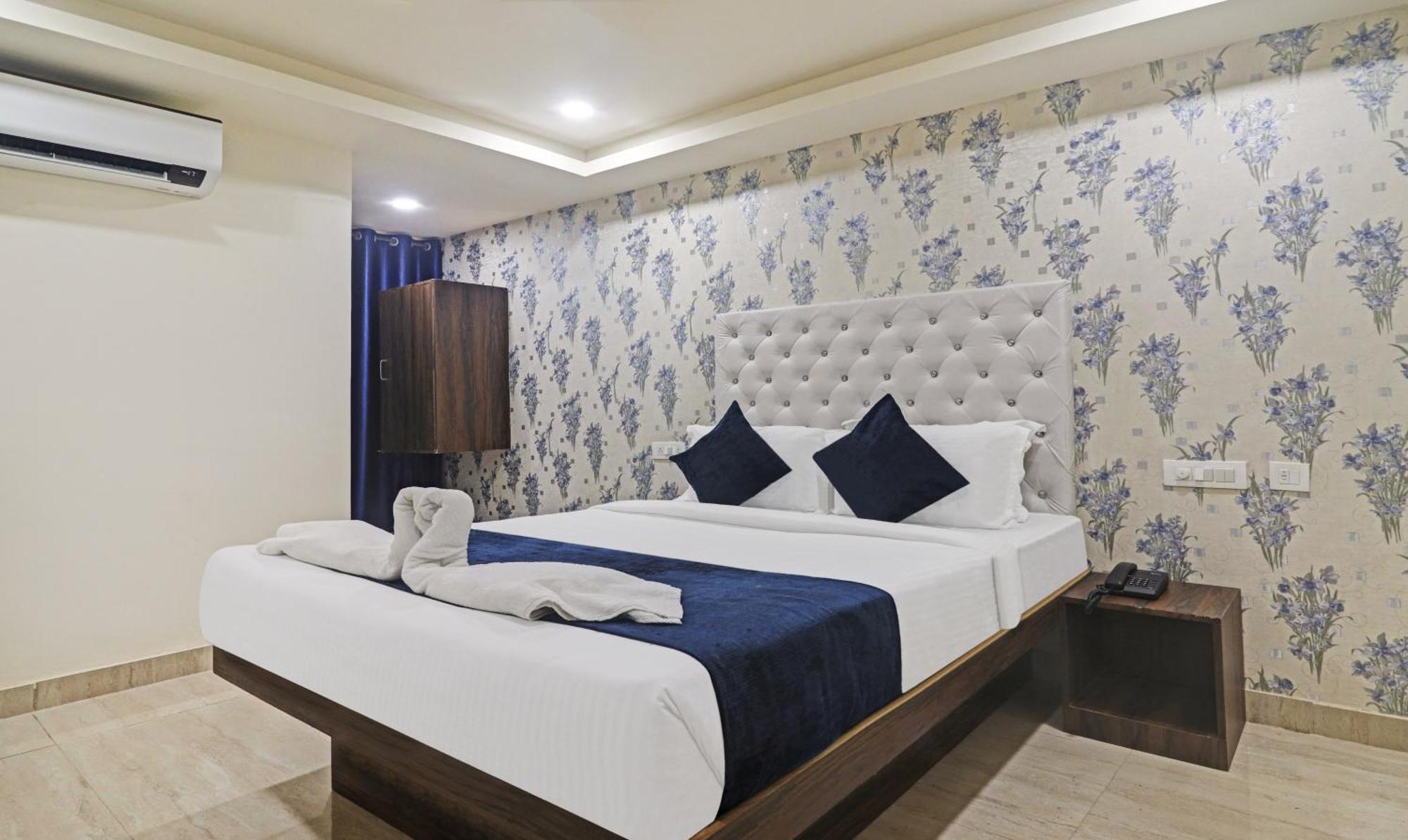 Hotel Bright Airport Zone Shamshabad Εξωτερικό φωτογραφία